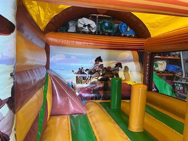 Springkussen Western