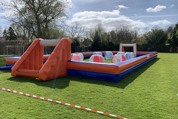 Bubble voetbal 5 tegen 5